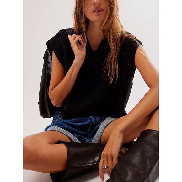 NWT FREE PEOPLE Easy Street Vest / Black - Picture 2 of 9